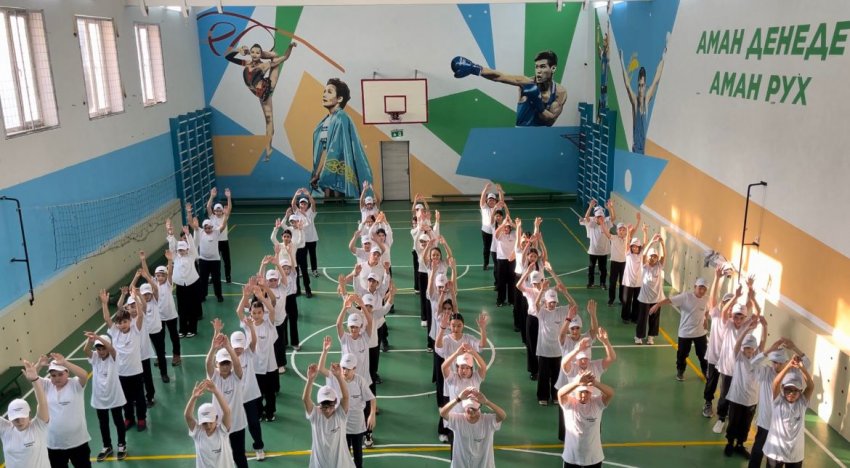 “БІЗ САЛАУАТТЫ ӨМІР САЛТЫН ҚОЛДАЙМЫЗ” ФЛЕШМОБЫ ӨТКІЗІЛДІ