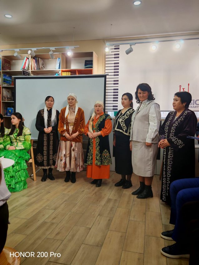 "ЖАҢА ӨМІР, ЖАҢА ЖЫЛ, ЖАҢА КҮНМЕН КӨРІСУ"