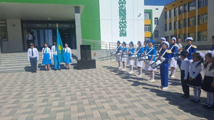 "ЖАС САРБАЗ" ӘСКЕРИ-ПАТРИОТТЫҚ КЛУБЫНЫҢ ЖАС ДАБЫЛШЫЛАР